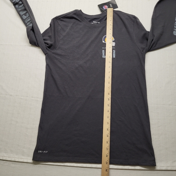 New LA Rams Nike Dri Fit T Shirt Mens Medium/Small Gray Graphic NFL Sports Logo - Picture 10 of 12